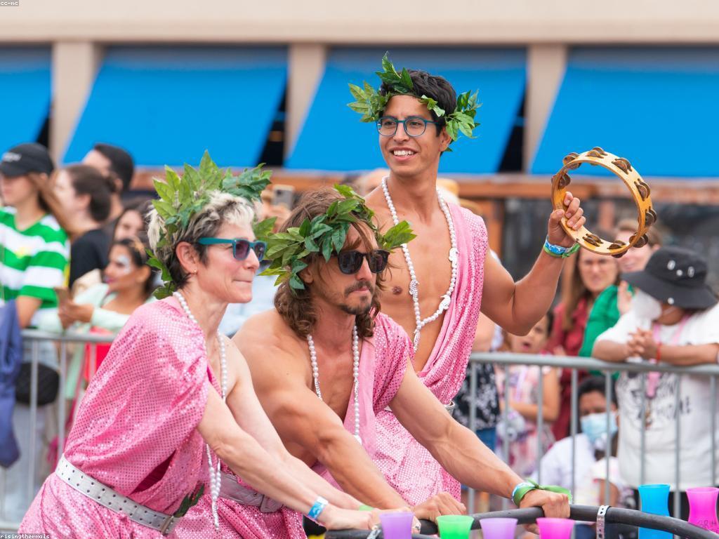 ពិភពរបស់: ការស្វែងយល់ពីវប្បធម៌និងការរស់នៅ