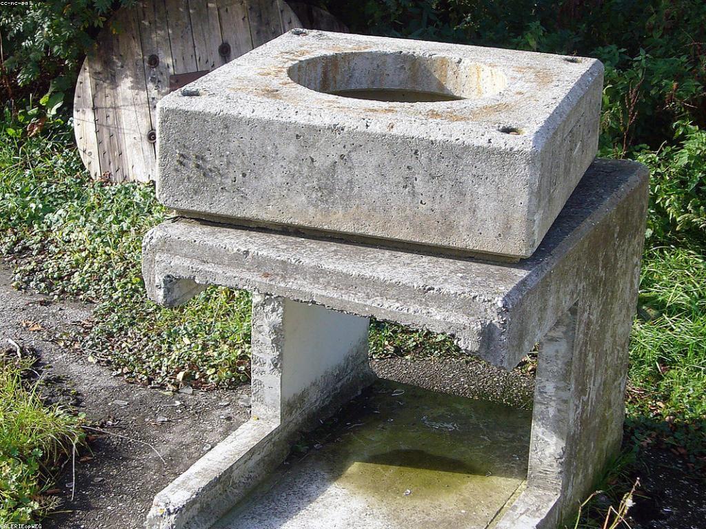 យុទ្ធសាស្រ្តនិងចម្លើយ: ព័ត៌មានសម្រាប់ការលើកស្ទួយប្រព័ន្ធទីផ្សារ